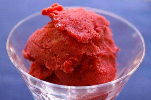Strawberry Sorbet – Wellness Community